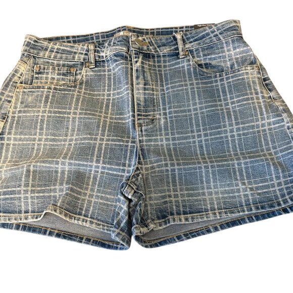 Tractr Blue Striped High-Rise Women's Denim Shorts - Size 12/31 - NWT - Picture 1 of 3